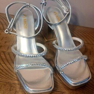 Women's 4 Inch Rhinestone Bowknots Block Platform Heeled Sandal For Wedding